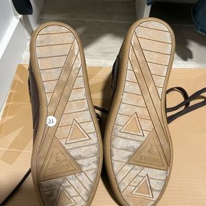 Brown mens tennis shoes